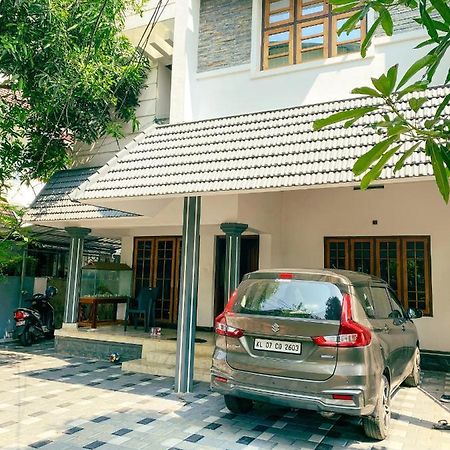 Budget Home Kochi Exterior foto