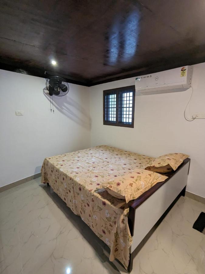 Budget Home Kochi Exterior foto