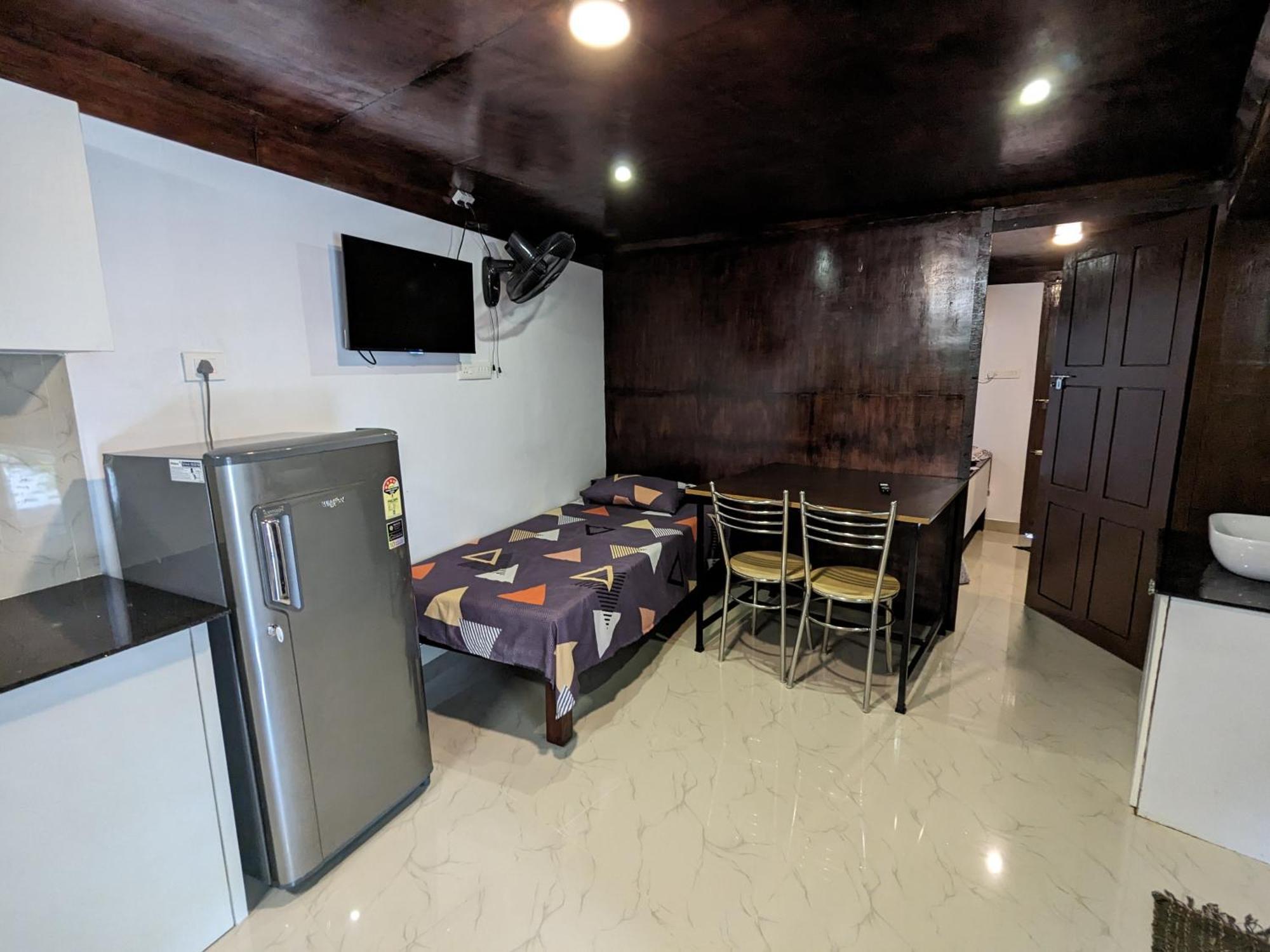 Budget Home Kochi Exterior foto