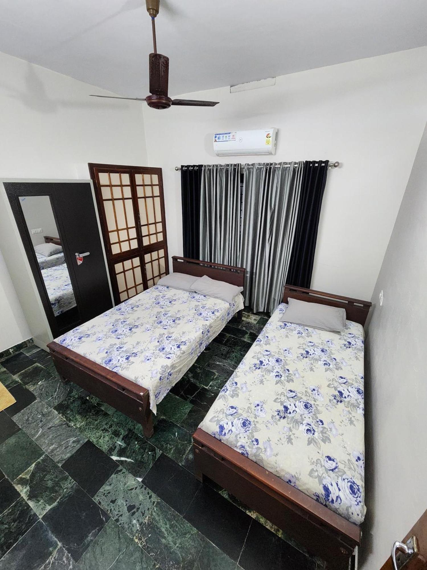 Budget Home Kochi Exterior foto